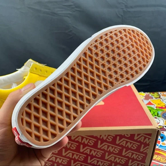 Vans Old Skool Vibrant Yellow Womens Sizes - Picture 4 of 10